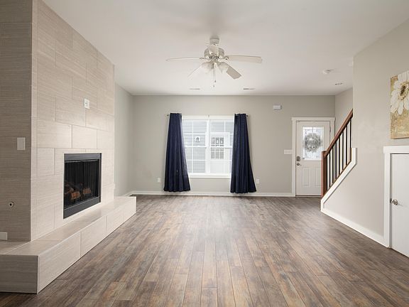 3rd image of 2412 Lake Park #102