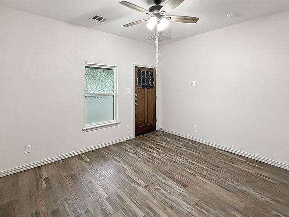 4th image of 2424 McKinley Ave