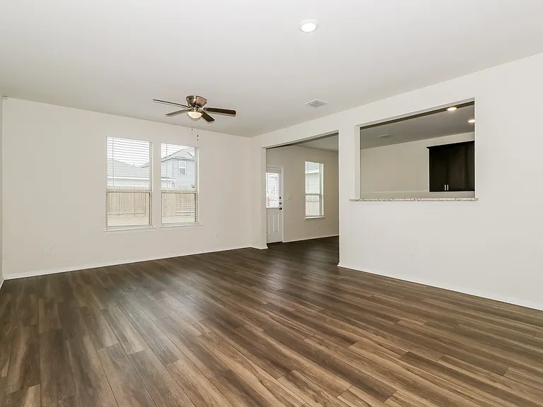 The Corridor at Sunset Oaks Rental Homes — Photo 10