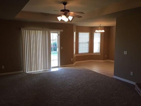 5th image of 901 Tyra Ln