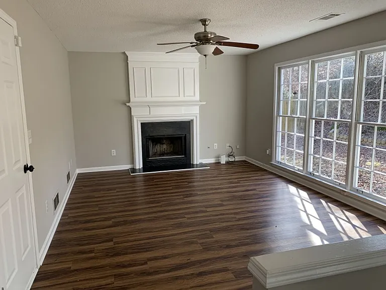 11020 Egmont Dr — Photo 7