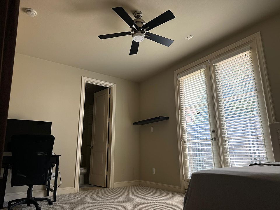 2nd image of 11041 Sherwood Grv