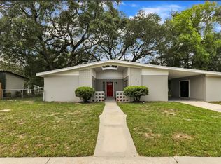 7166 Bonito St, Tampa, FL 33617