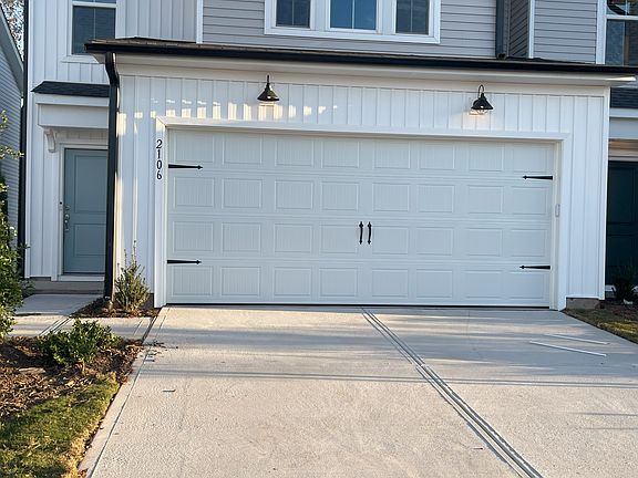2nd image of 2106 Seacoast Ave