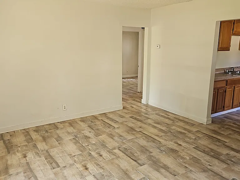 8960 7th Ave — Photo 6