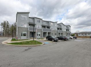 925 Deveron Cres #12, London, ON N5Z 0B6