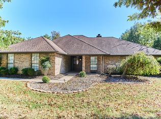 1858 James Dr, Murfreesboro, TN 37129