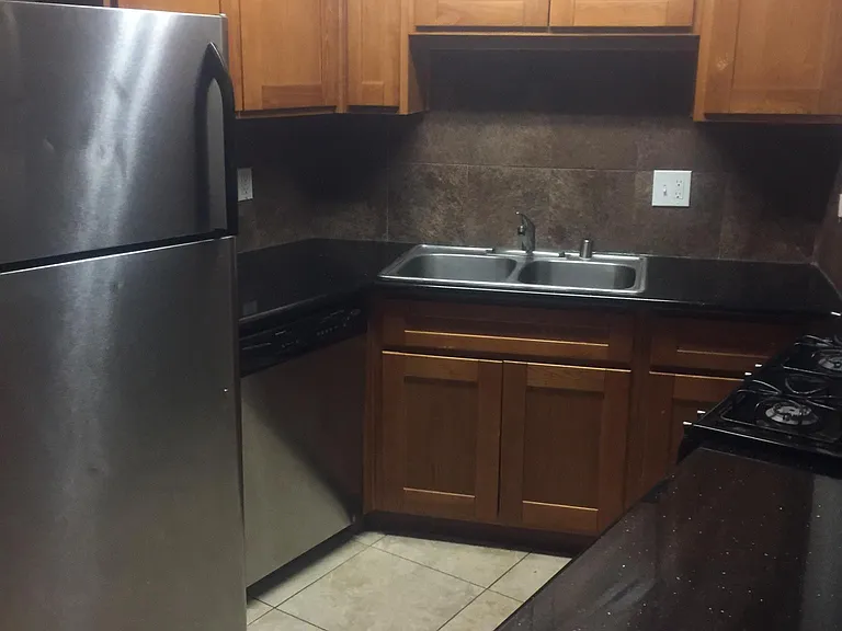 2961 Portsmouth Dr #4 — Photo 6