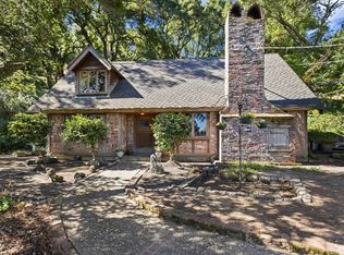 10 El Rincon, Orinda, CA 94563
