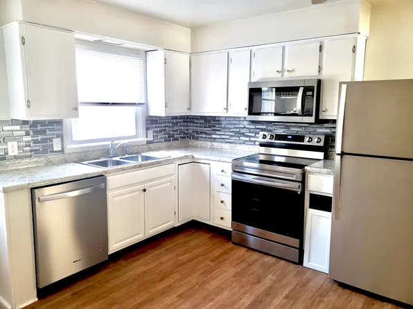 10477 Sprinkle Rd APT 2, Vicksburg, MI 49097