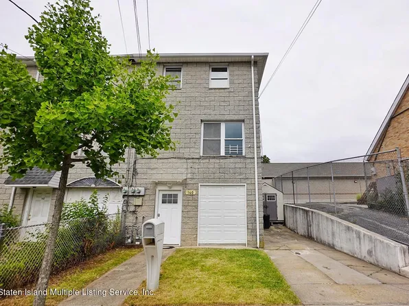 140 Trantor Pl, Staten Island, NY 10302