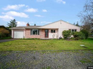 839 SW Hall Ave, Mill City, OR