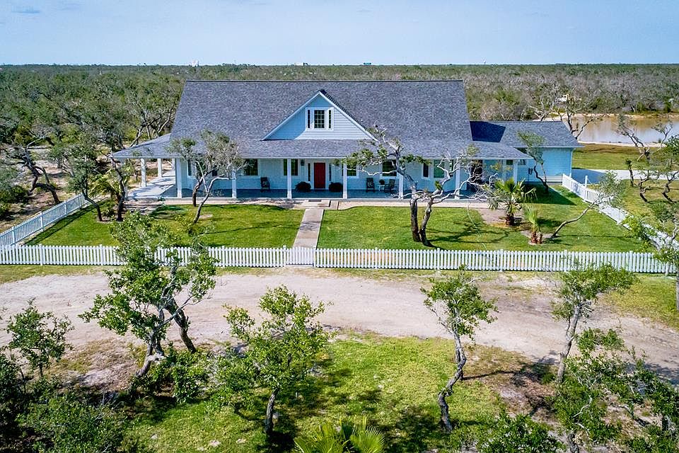 1st image of 241 Coastal Wildwood Dr