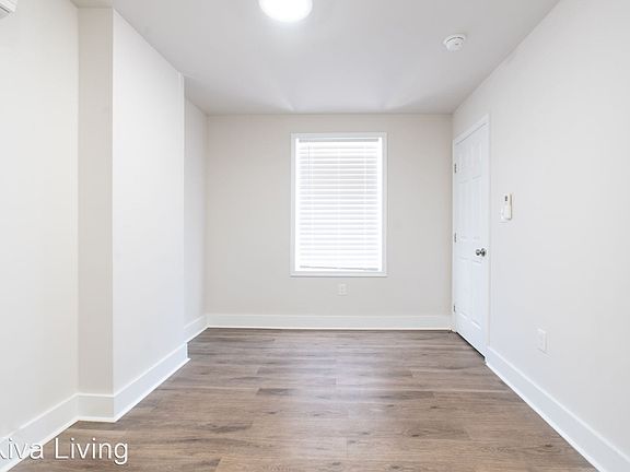 4th image of 6154 N Lambert St Floor 1