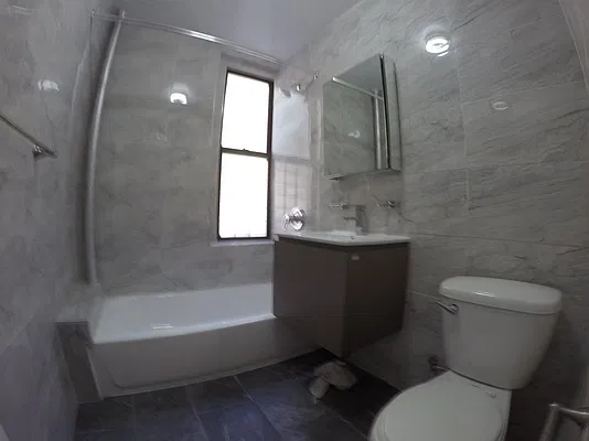 Rented by Bohemia Realty Group | media 8