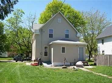 2nd image of 615 Superior St