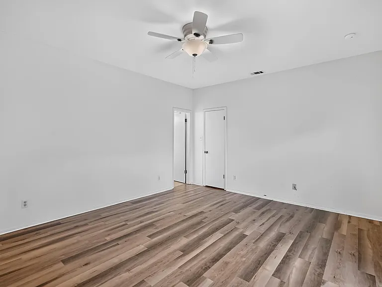 5701 Scout Blf — Photo 9