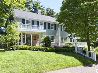 1030 Chester Park Dr, Duluth, MN 55812