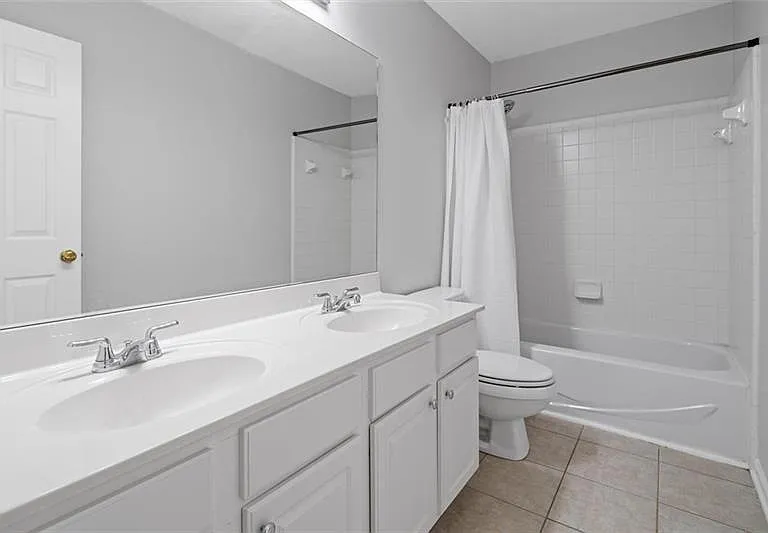 4220 Hunters Green Way NE — Photo 25
