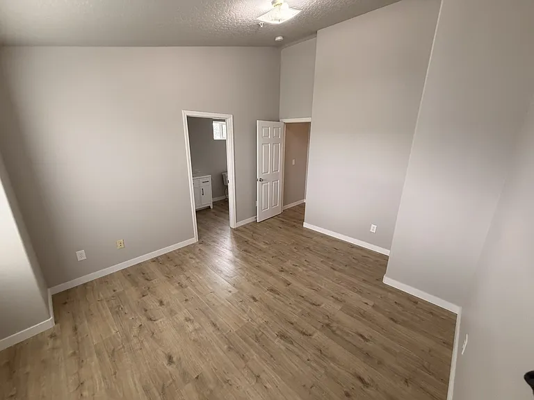 1109 N Midland Blvd #202 — Photo 13