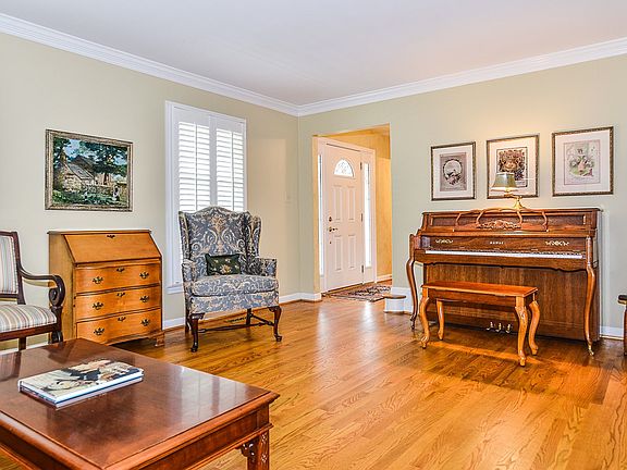 5th image of 6600 Rock Lawn Dr