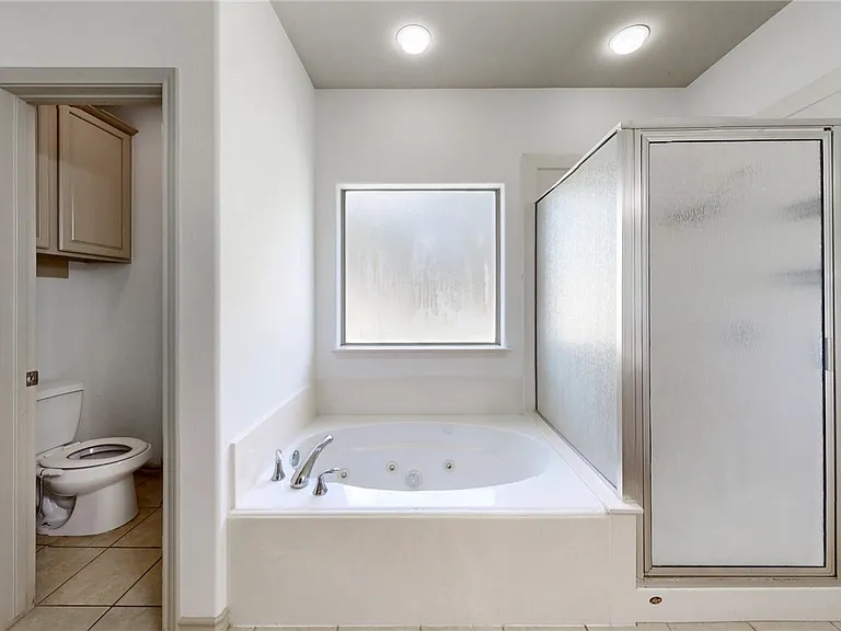 2212 Brougham Pl — Photo 14