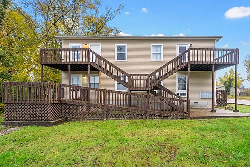 1525 Ferrell St Photo 1