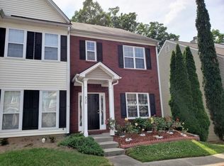 930 Tree Creek Blvd, Lawrenceville, GA 30043