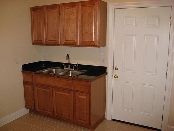 5th image of 4707 Palmyra St