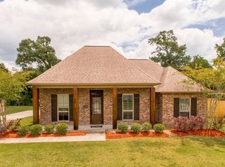 13100 Driftwood Ave, Gonzales, LA 70737