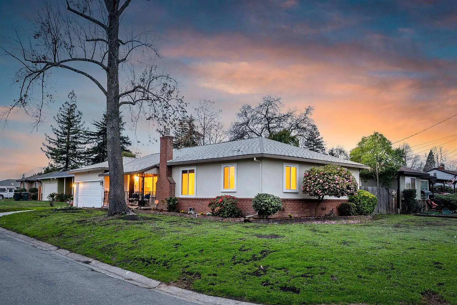 600 Clarice Ln photo 1