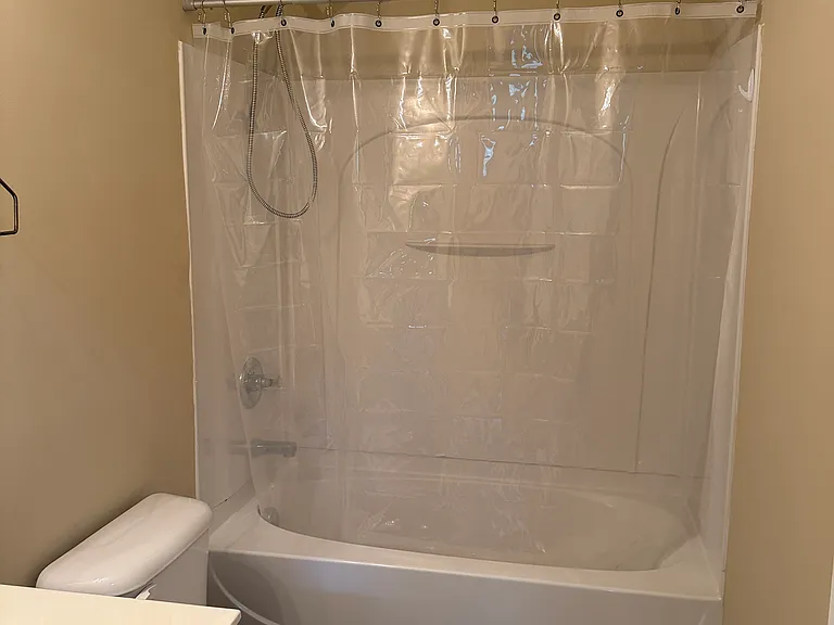 624 Baucom Grove Ct — Photo 9
