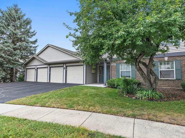 1104 Yorkshire Ct APT A, Elgin, IL 60120