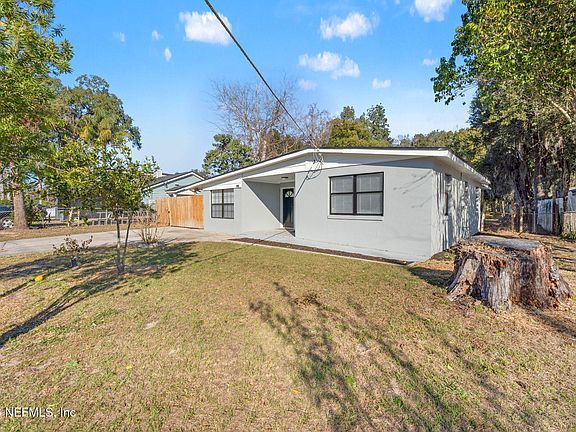 3rd image of 4721 BEDFORD Road