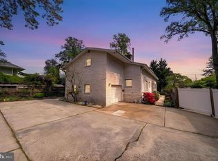 5812 Greenlawn Dr, Bethesda, MD 20814