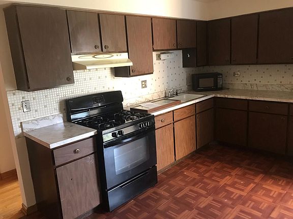 5th image of 5211 N Reserve Ave #1
