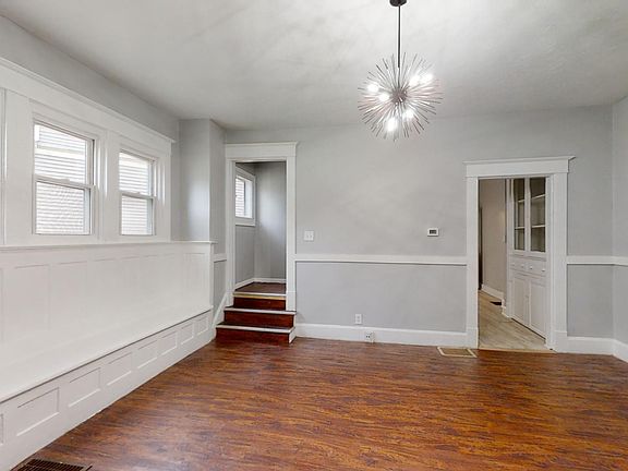 4th image of 2330 Nowland Ave #2330