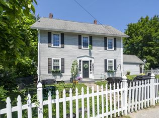 7 Island St #B, Wilton, NH 03086