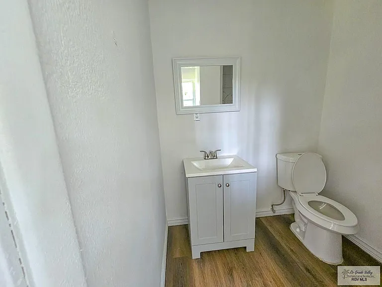 30 Acacia Lake Dr — Photo 8