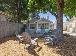609 Brown St, Santa Rosa, CA 95404