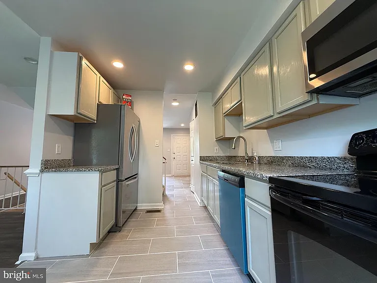 13214 Wonderland Way #383 — Photo 4