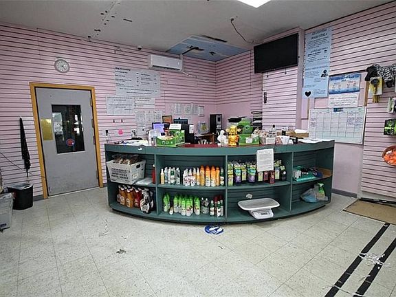 3rd image of 2082 Flatbush Ave