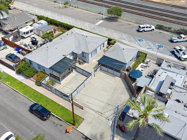 710 S Myers St — Photo 26