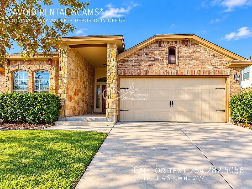 5505 English Oak Dr