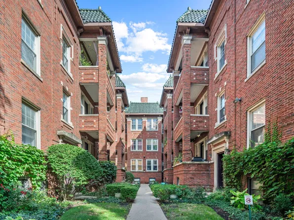 964 W Cuyler Ave #3S, Chicago, IL 60613