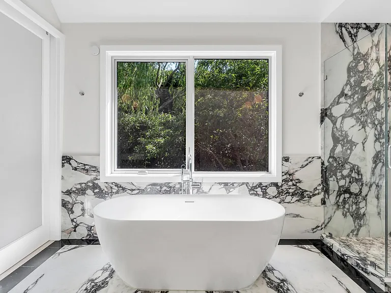 191 Montauk Hwy — Photo 20