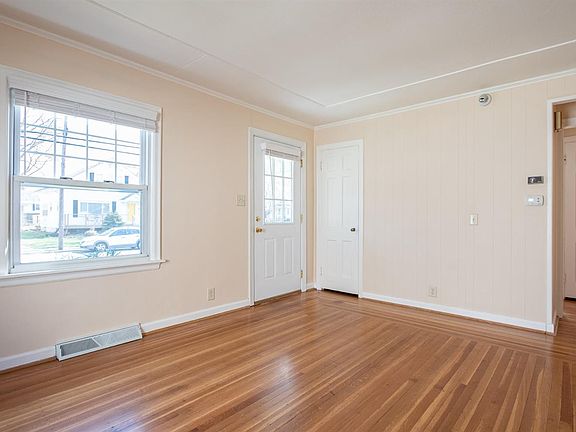 3rd image of 7059 Ohio Ave