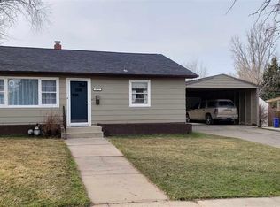 2711 W Saint Anne St, Rapid City, SD 57702