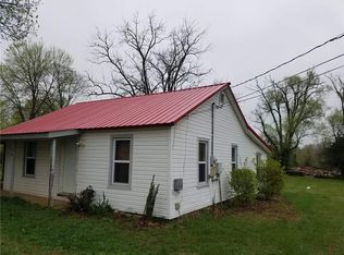 156 McCulloch St, Pea Ridge, AR 72751