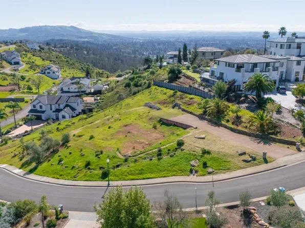 2260 Newgate Court, Santa Rosa, CA 95404